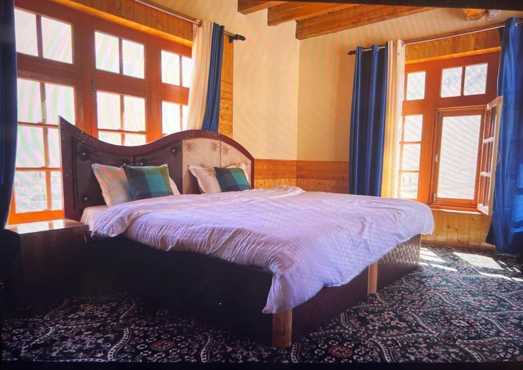 Guru View Home Stay Padam Exterior foto